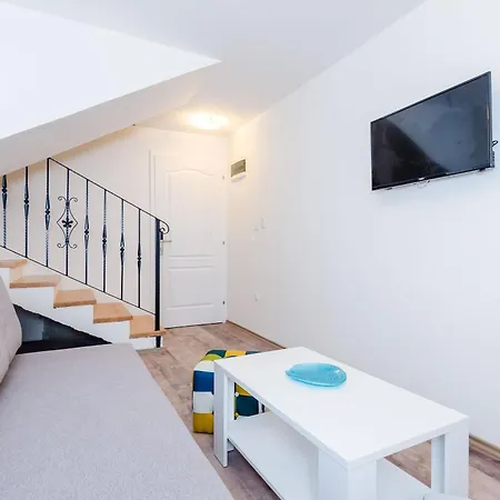Baza Guest house
