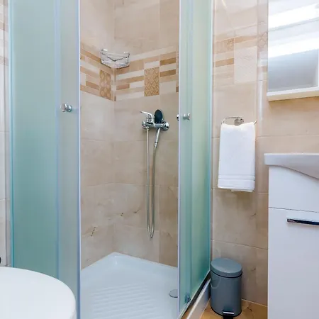 Guest house Baza 3*